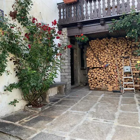 La Casa Delle Rose Holiday home Craveggia